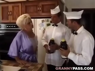 Granny Relating to Dies In DP